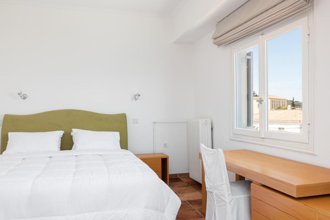 Hotel Roumani 스페체스 외부 사진
