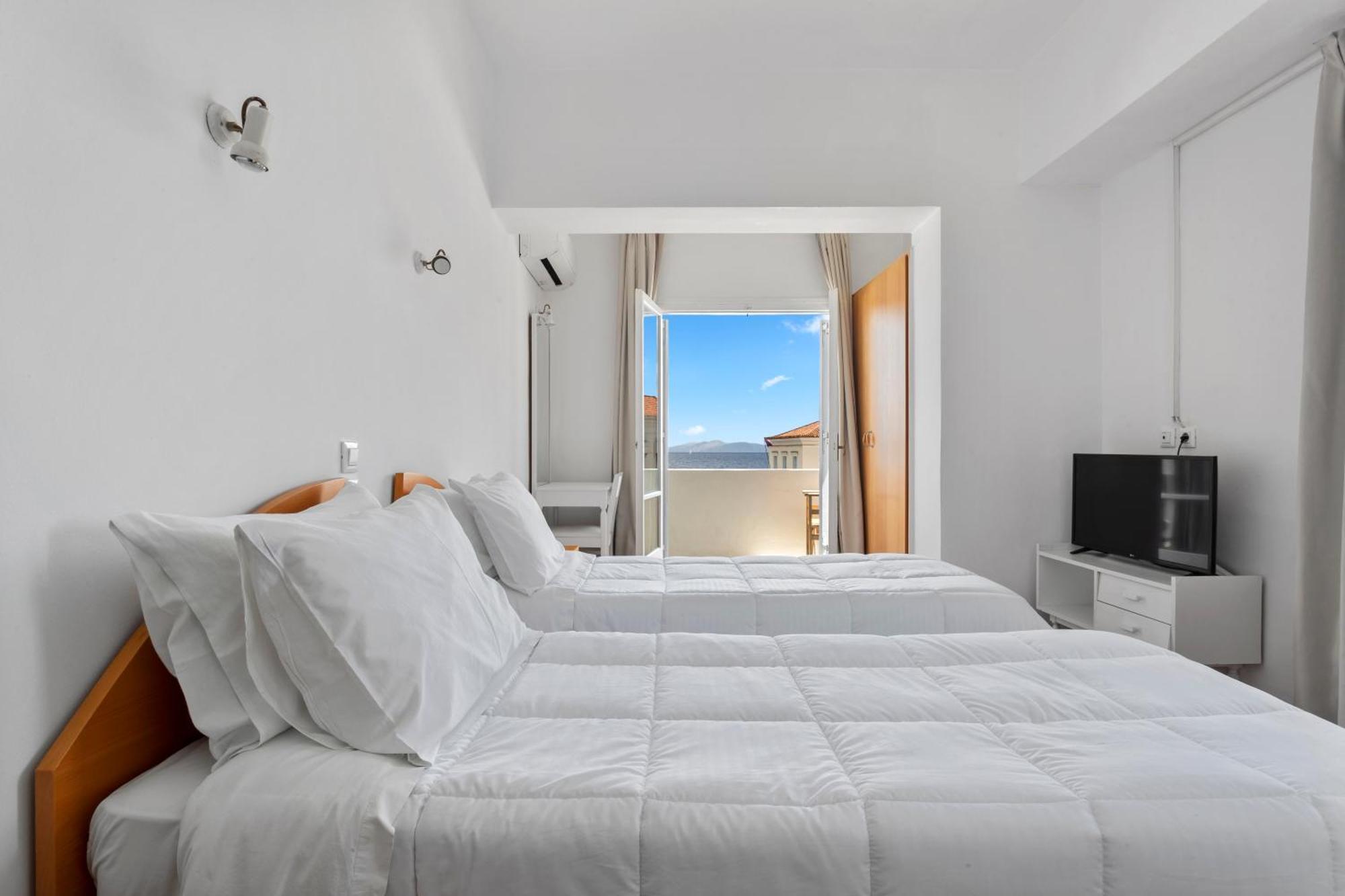 Hotel Roumani 스페체스 외부 사진