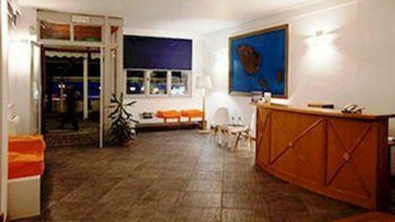 Hotel Roumani 스페체스 외부 사진
