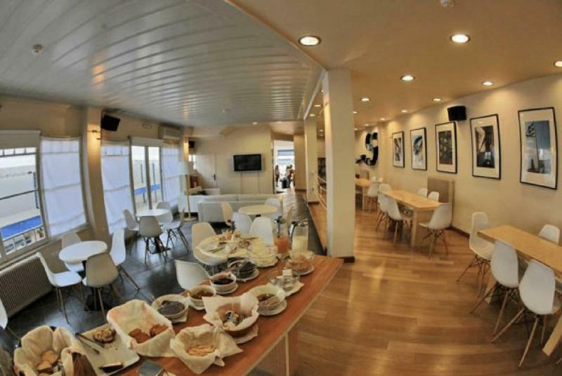 Hotel Roumani 스페체스 외부 사진